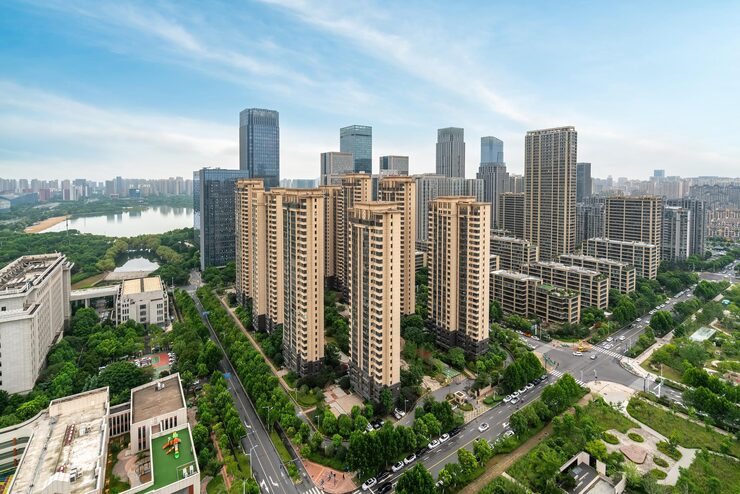 Illustrative commercial tower render, Eastern Freeway, Chembur East, Mumbai